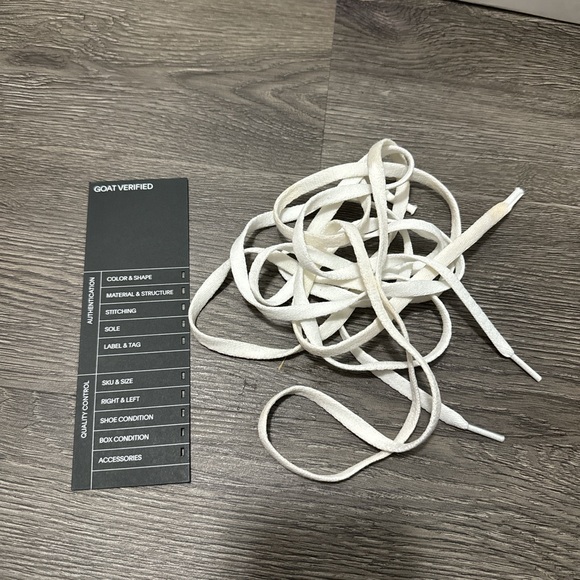 Nike Jordan 1 OG High Court - Picture 10 of 16